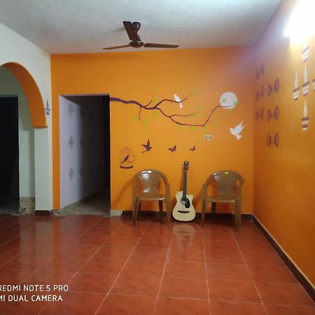 Easvari Grand Pg For Women - Female Only Ostello Chennai Esterno foto