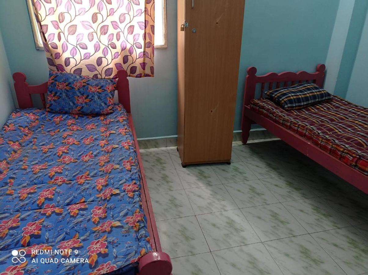 Easvari Grand Pg For Women - Female Only Ostello Chennai Esterno foto