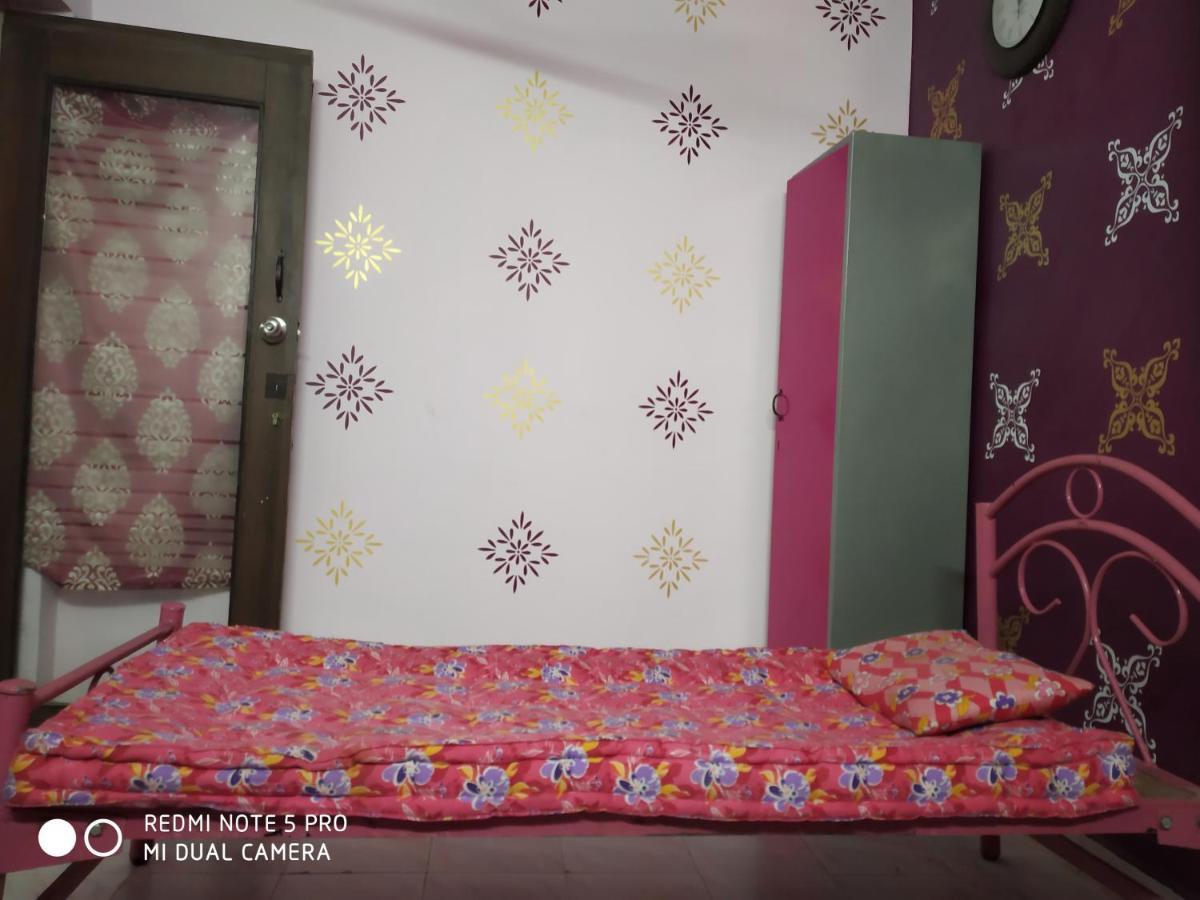 Easvari Grand Pg For Women - Female Only Ostello Chennai Esterno foto